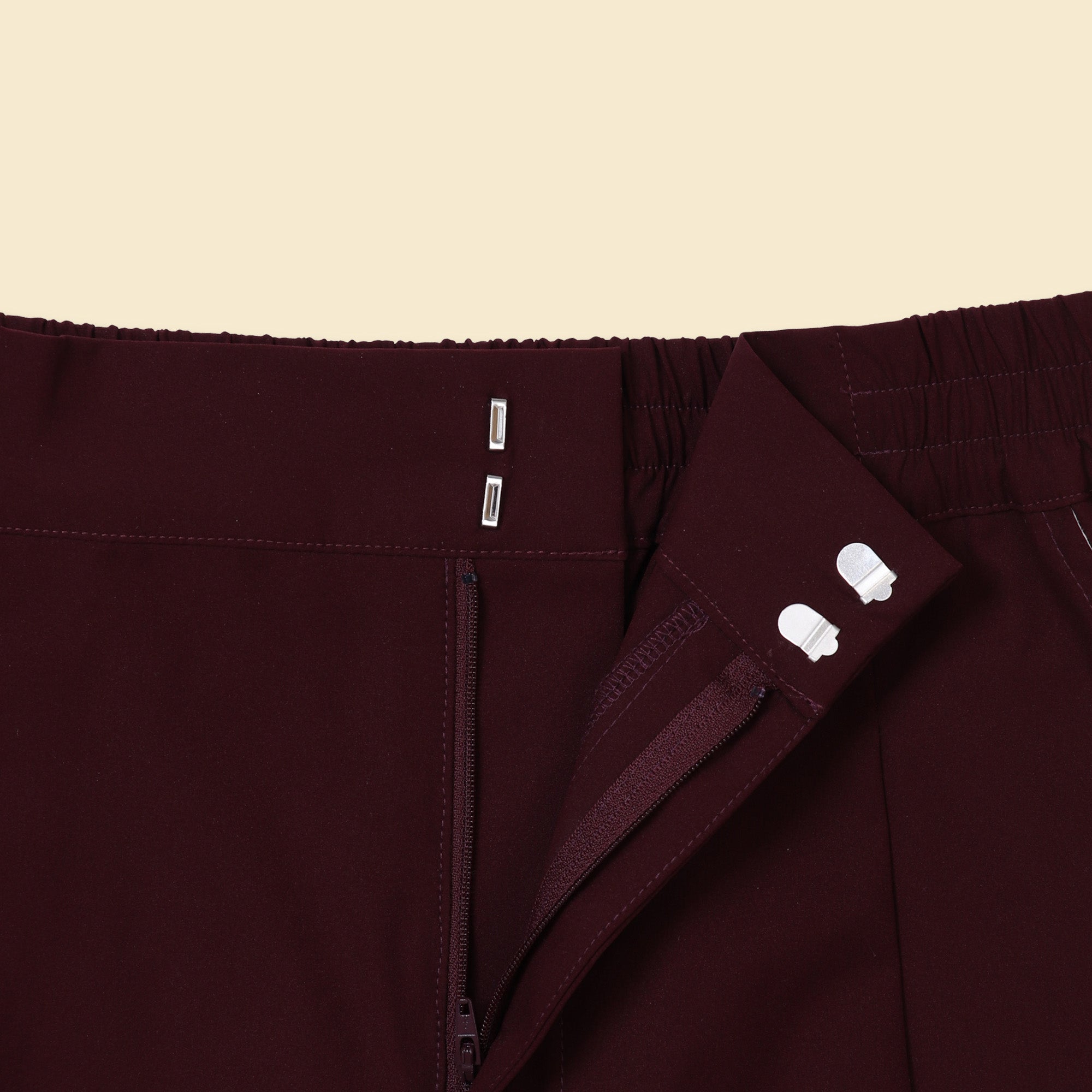 LIGHTWEIGHT PANTS RED